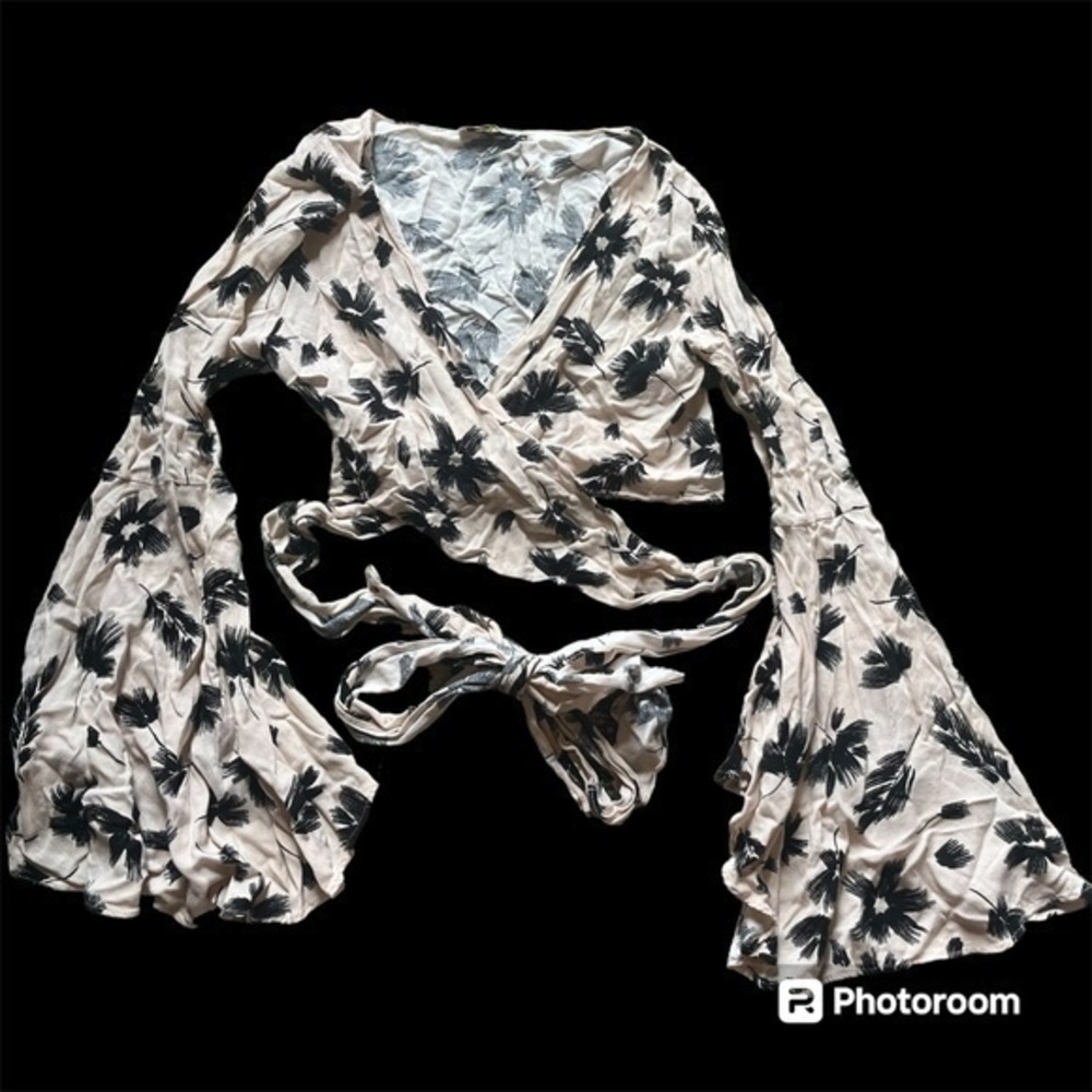 Dainty Hooligan cream black floral cropped blouse with bell sleeves